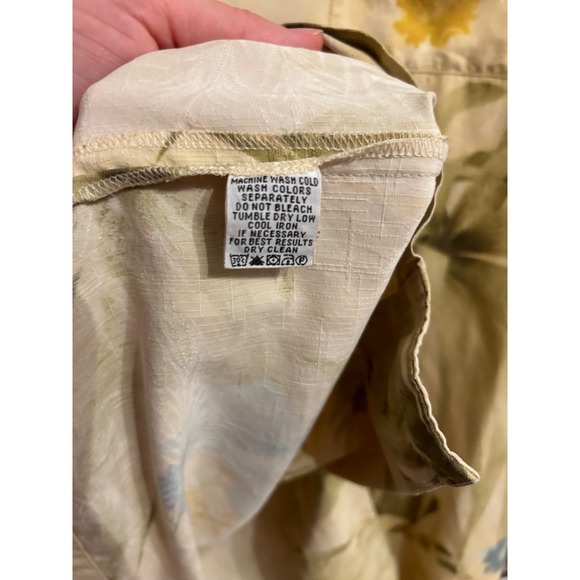 Tommy Bahama Men's XL Silk Tropical Hawaiian Yellow Green Floral Button Up Shirt - Picture 8 of 10
